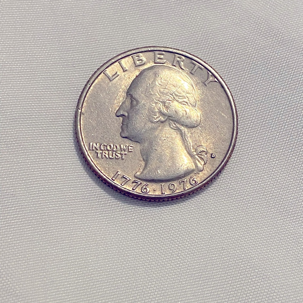 1776-1976 D US Bicentennial Quarter Rare filled Mint Mark Regular